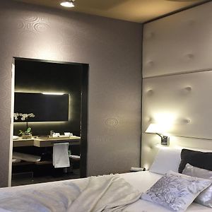 Aansluitende Kamer